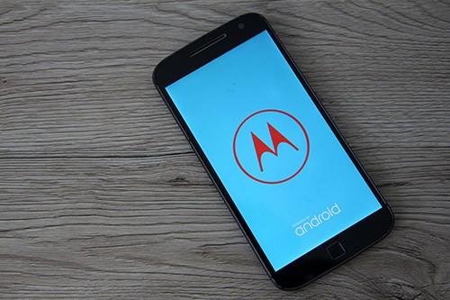 Motorola Moto G8 im Test: Fettes Smartphone in drei Versionen Foto