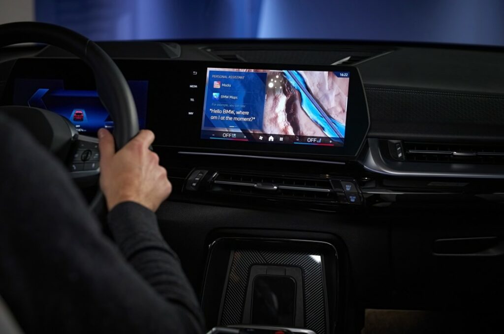 BMW setzt auf AR, KI, Streaming und eigenen Sprachassistenten Foto
